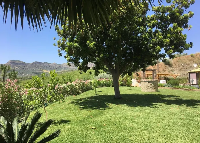 Hierbas Bed & Breakfast Alora